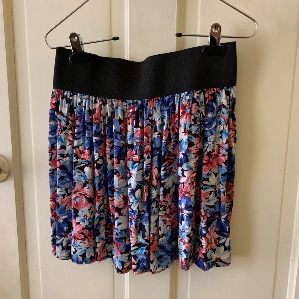 Forever 21 floral skirt